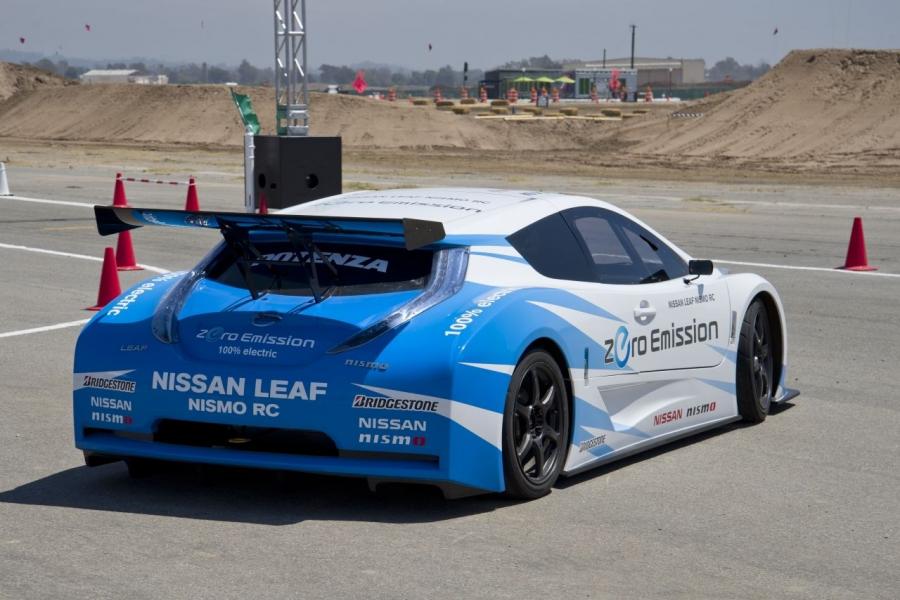  Nissan Leaf NISMO RC Concept 2013 года  (фото 22 из 27)